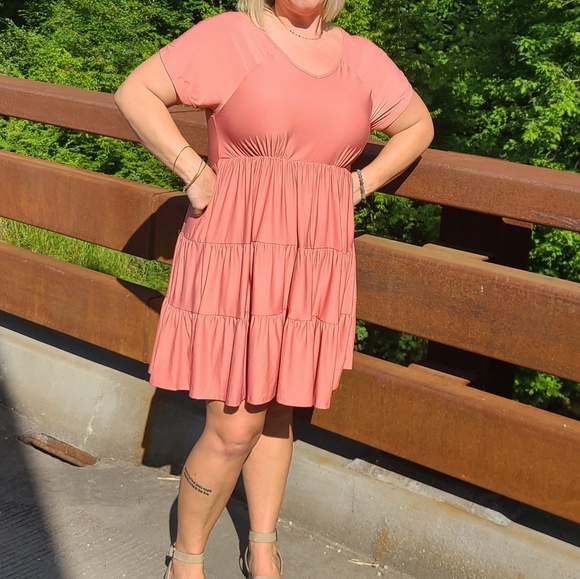 Umgee Canyon Clay V-Neck Tiered Babydoll Dress - Picture 2 of 13
